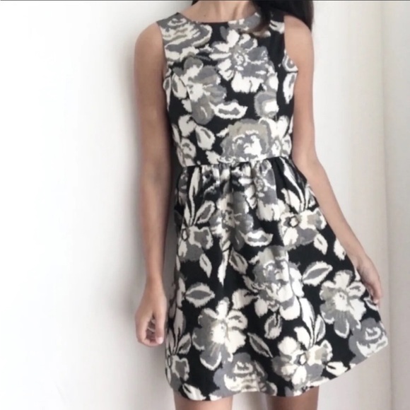 Tabitha Dresses & Skirts - Anthropologie Tabitha cocktail dress